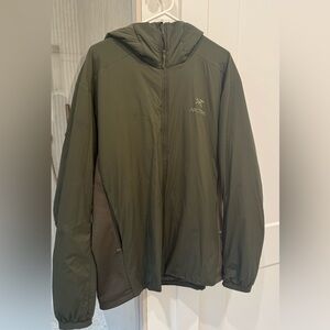 Arc'teryx Men's Atom Jacket